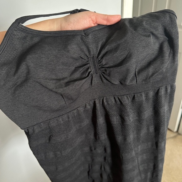 Lululemon Adjustable Tank Top Black/Dark Gray Size 8 - Picture 7 of 8